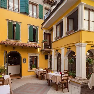 Hotell Al, Caprino Veronese